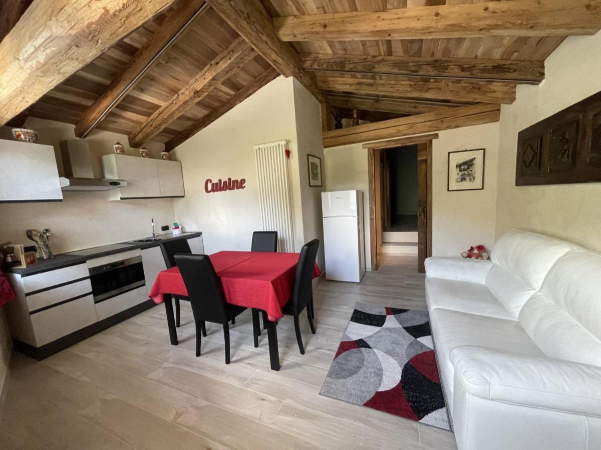 Profumo Di Legno Apartment Aosta Exterior photo